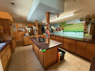 822 W Trudgeon St, Henryetta, OK 74437