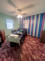 1205 N 8th St, Henryetta, OK 74437