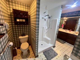 1205 N 8th St, Henryetta, OK 74437