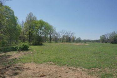 Wilson Rd, Henryetta, OK 74437