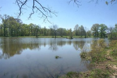 Wilson Rd, Henryetta, OK 74437