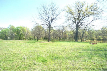 Wilson Rd, Henryetta, OK 74437