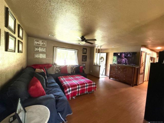 101 E Corporation St, Henryetta, OK 74437