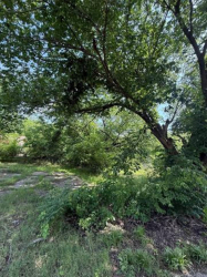 612 Nelson Ave, Henryetta, OK 74437