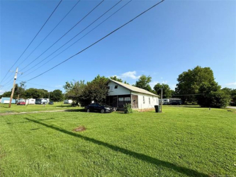 310 W Corporation St, Henryetta, OK 74437