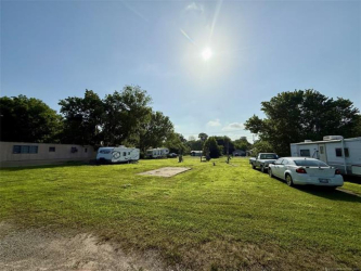 310 W Corporation St, Henryetta, OK 74437