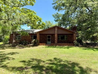 25940 Turkey Pen Hollow Rd, Henryetta, OK 74437