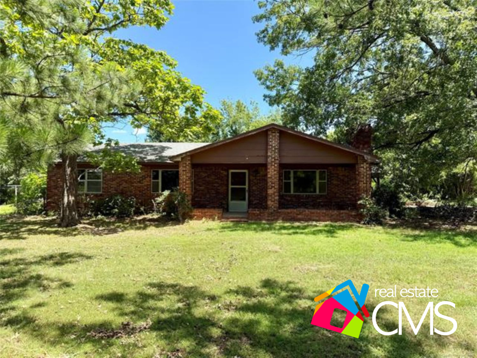 25940 Turkey Pen Hollow Rd, Henryetta, OK 74437