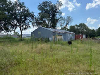 709 W Corporation St, Henryetta, OK 74437