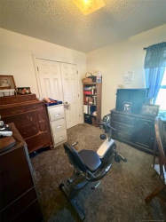 815 E Tutt St, Henryetta, OK 74437