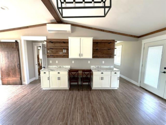 304 Hickory Dr, Henryetta, OK 74437