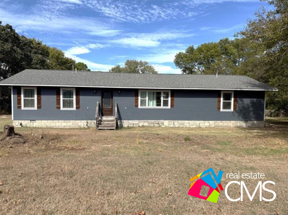 304 Hickory Dr, Henryetta, OK 74437