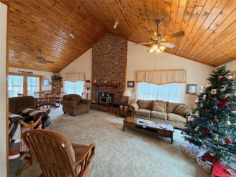 24751 S 200 Rd, Henryetta, OK 74437