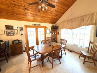 24751 S 200 Rd, Henryetta, OK 74437