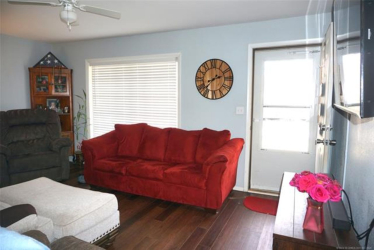 205 Washington St, Henryetta, OK 74437