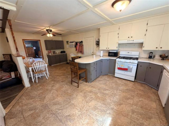 402 Robertson Hwy, Henryetta, OK 74437