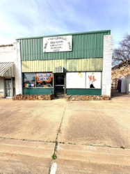 614 W Main St, Henryetta, OK 74437