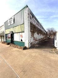 614 W Main St, Henryetta, OK 74437