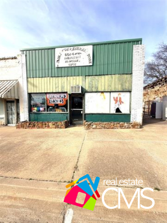 614 W Main St, Henryetta, OK 74437